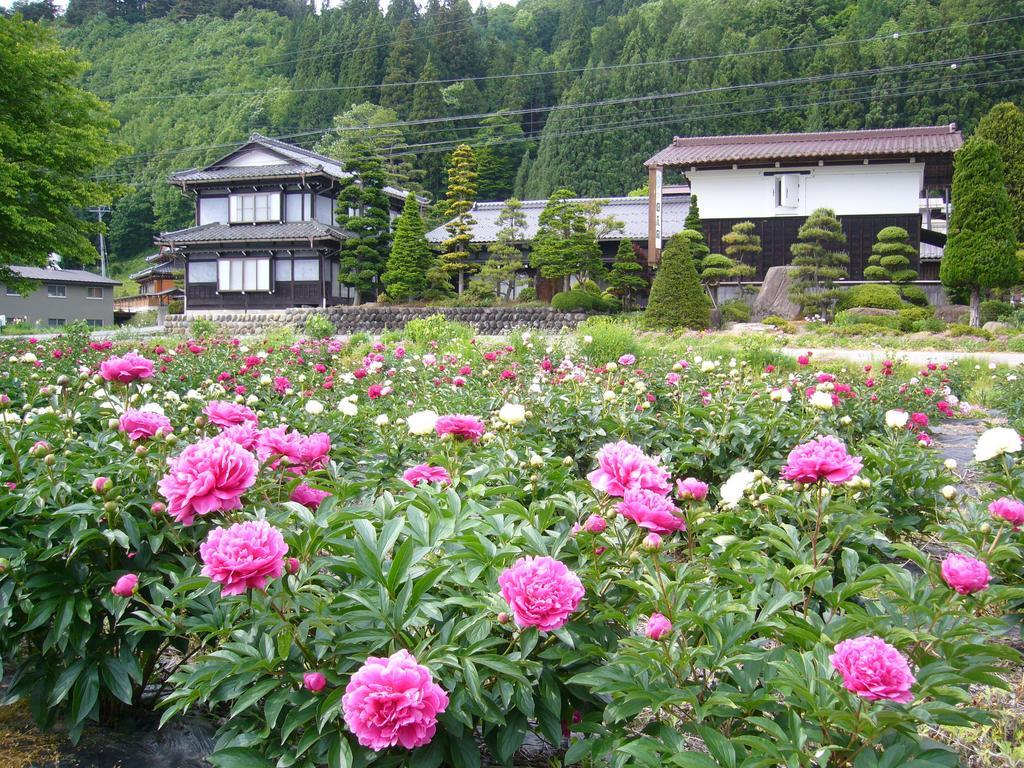 Hotel Shitanda Takayama  Esterno foto