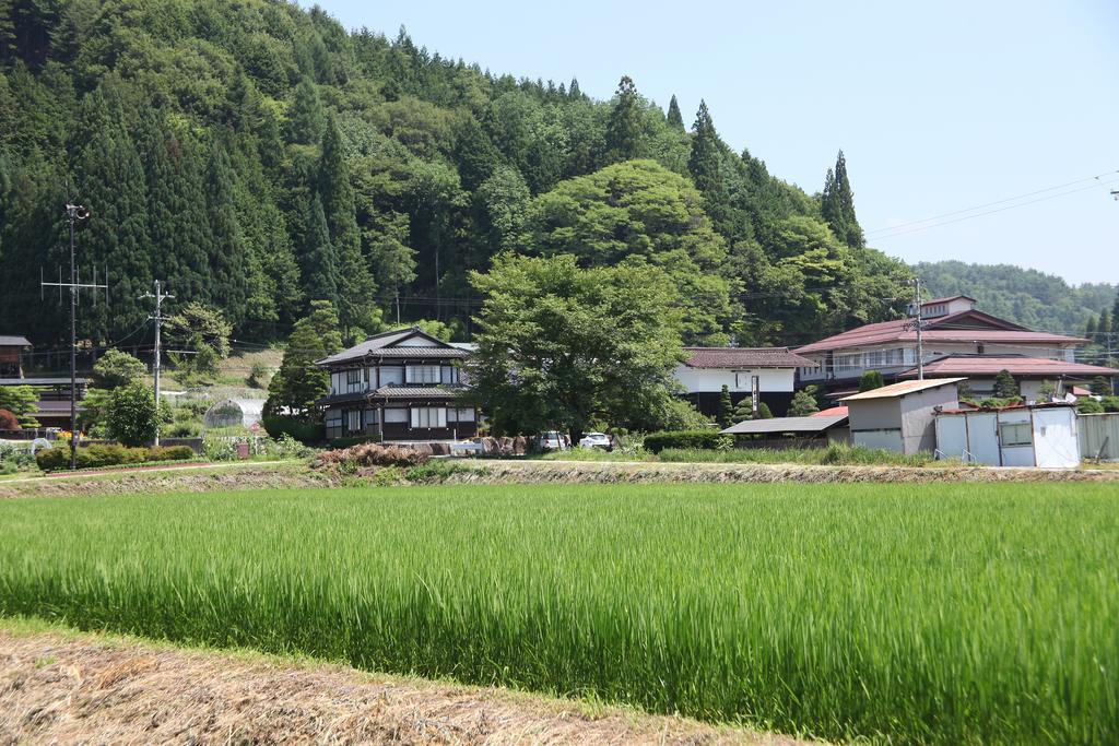 Hotel Shitanda Takayama  Esterno foto